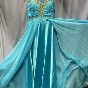 Cinderella formal sequin jeweled bodice  strapless gown size 16